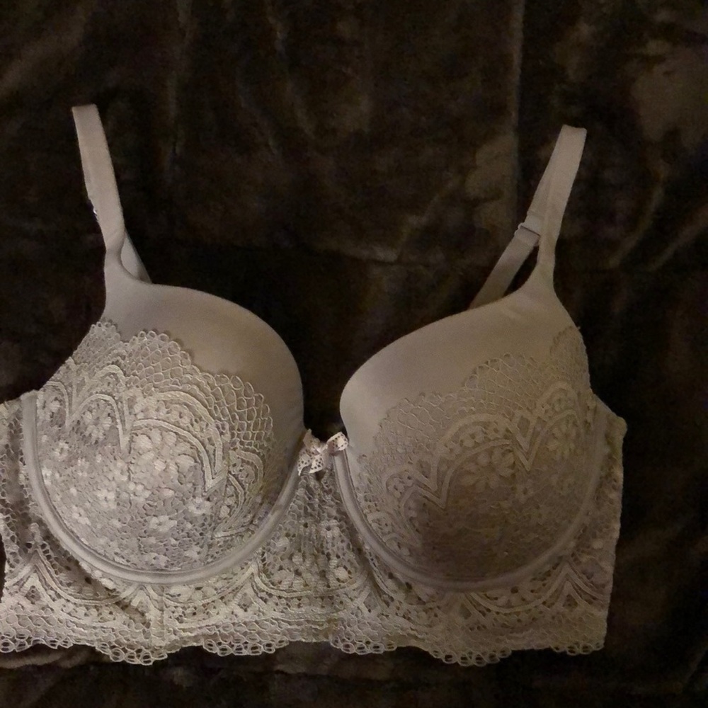 Body by Victoria Lined Demi bra with lace 36DD